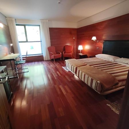 Kyomu Resort Velilla del Rio Carrion المظهر الخارجي الصورة